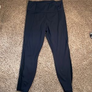 Athleta black medium 7/8 Lightening tight